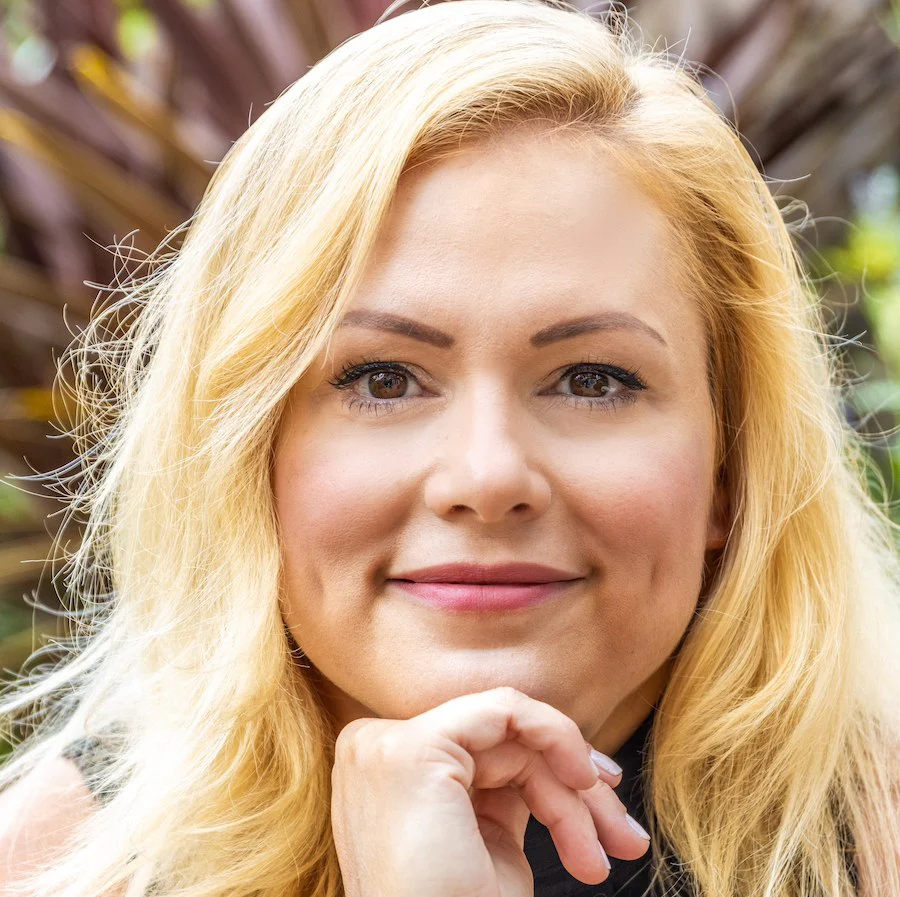 A Day In The Life Of Orsi Jojart Associate Partner At McKinsey 